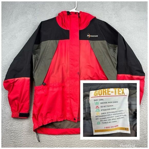 Vintage Moonstone Jacket‎ Womens Medium Red Pit Vents Hiking Camp Branded Fabric - Picture 1 of 16